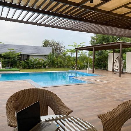 V R Farms Exotic Villa Venkatāpur Εξωτερικό φωτογραφία