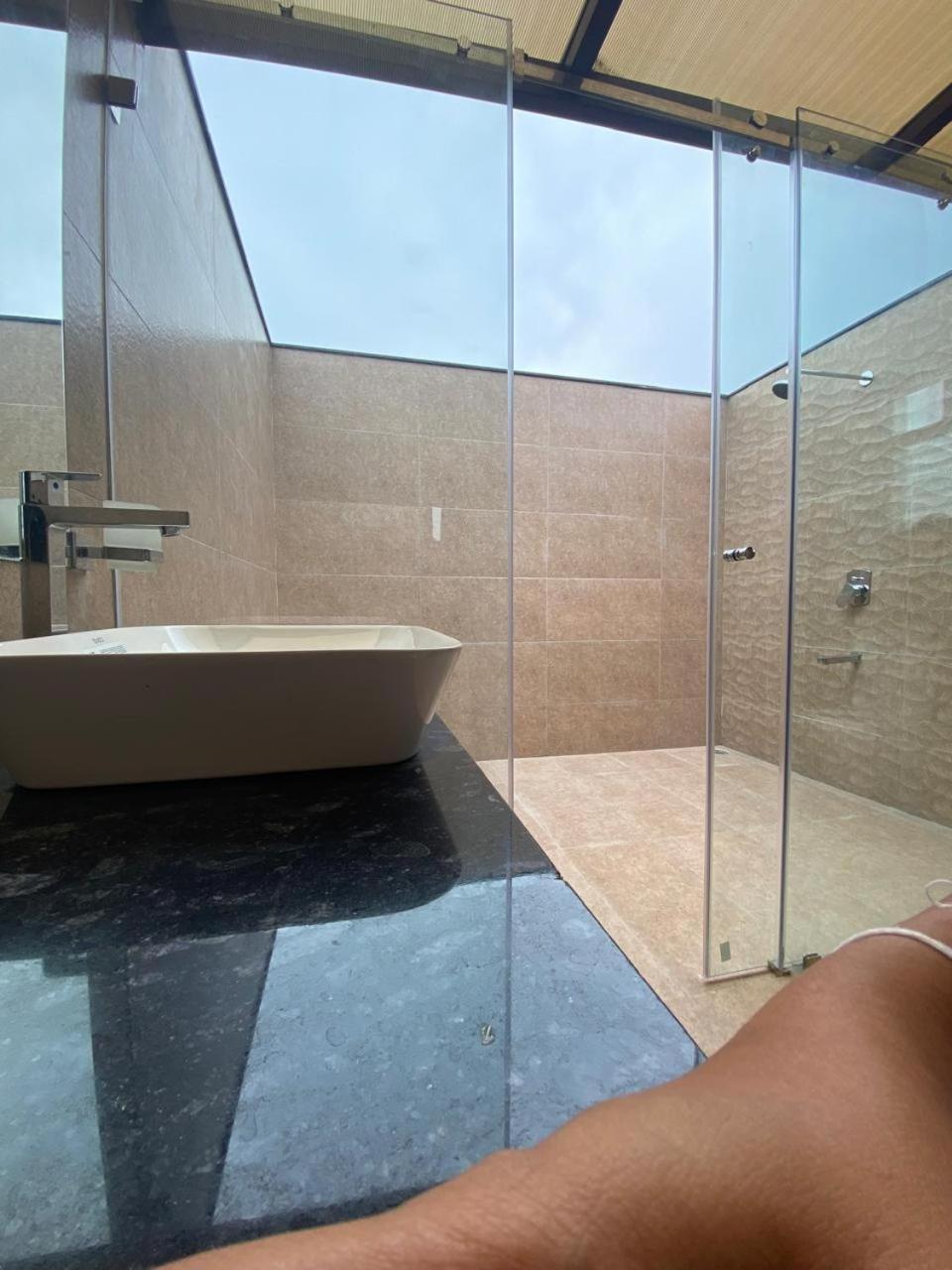 V R Farms Exotic Villa Venkatāpur Εξωτερικό φωτογραφία