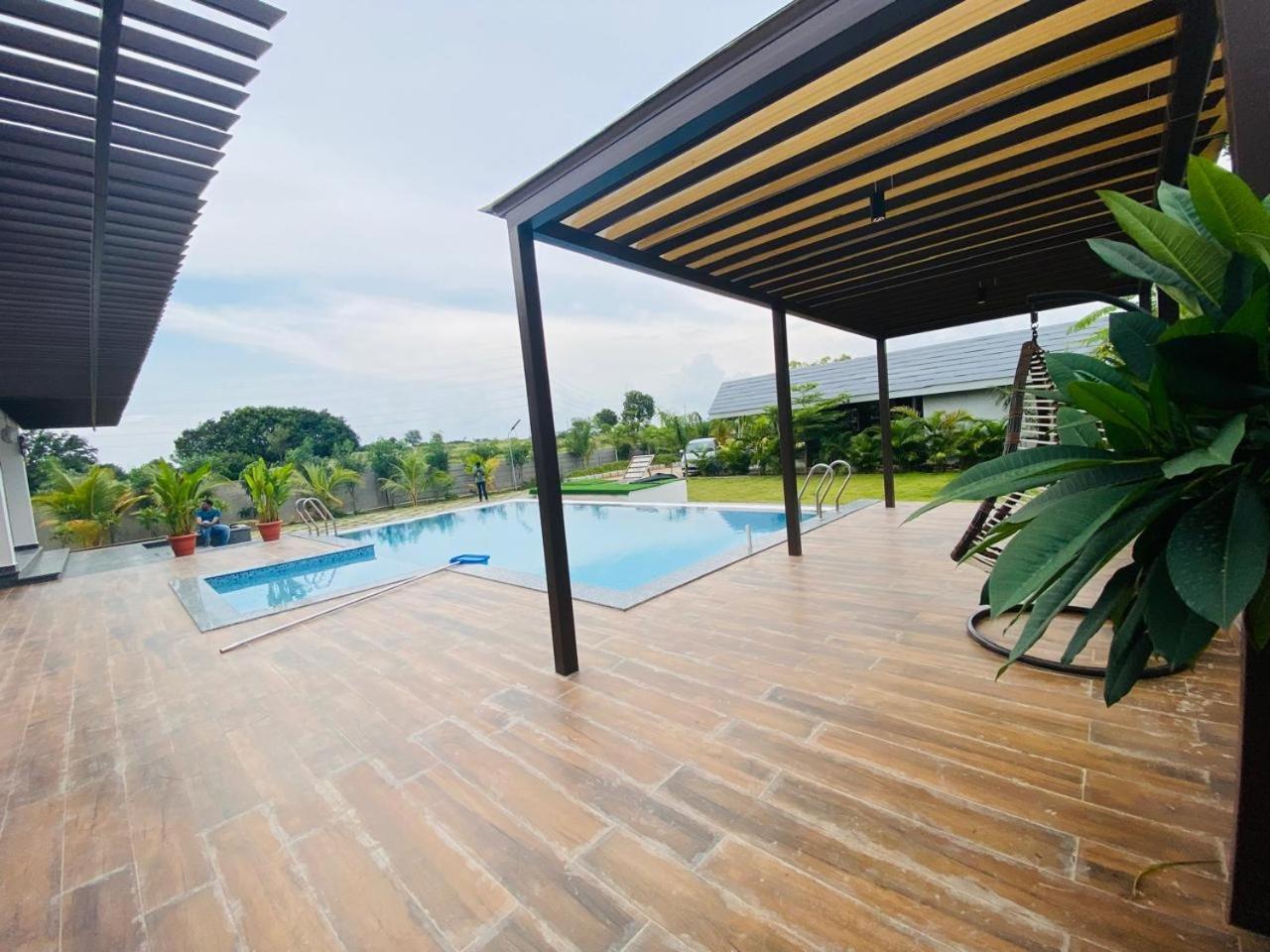 V R Farms Exotic Villa Venkatāpur Εξωτερικό φωτογραφία